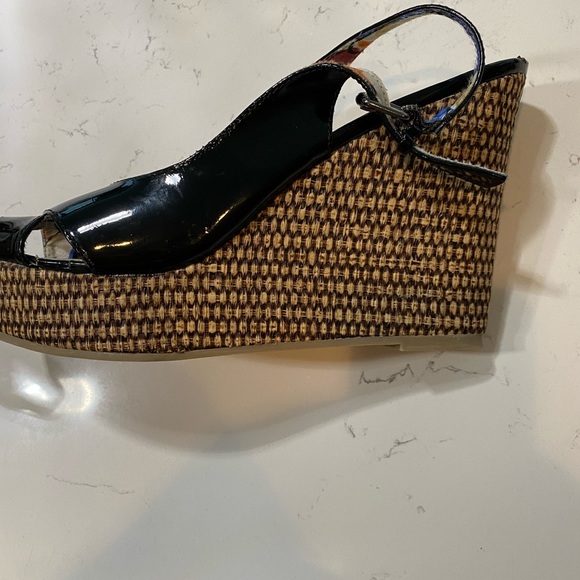 Faded Glory Open Toe Wedge Heels Black Tan Strap - Picture 7 of 8